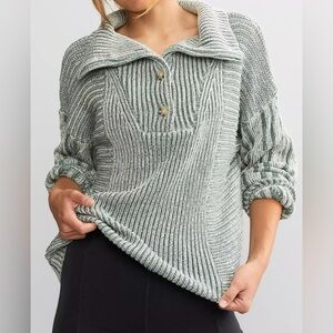 BKE Women's Ribbed Knit Henley Sweater size small Laurel Wreath